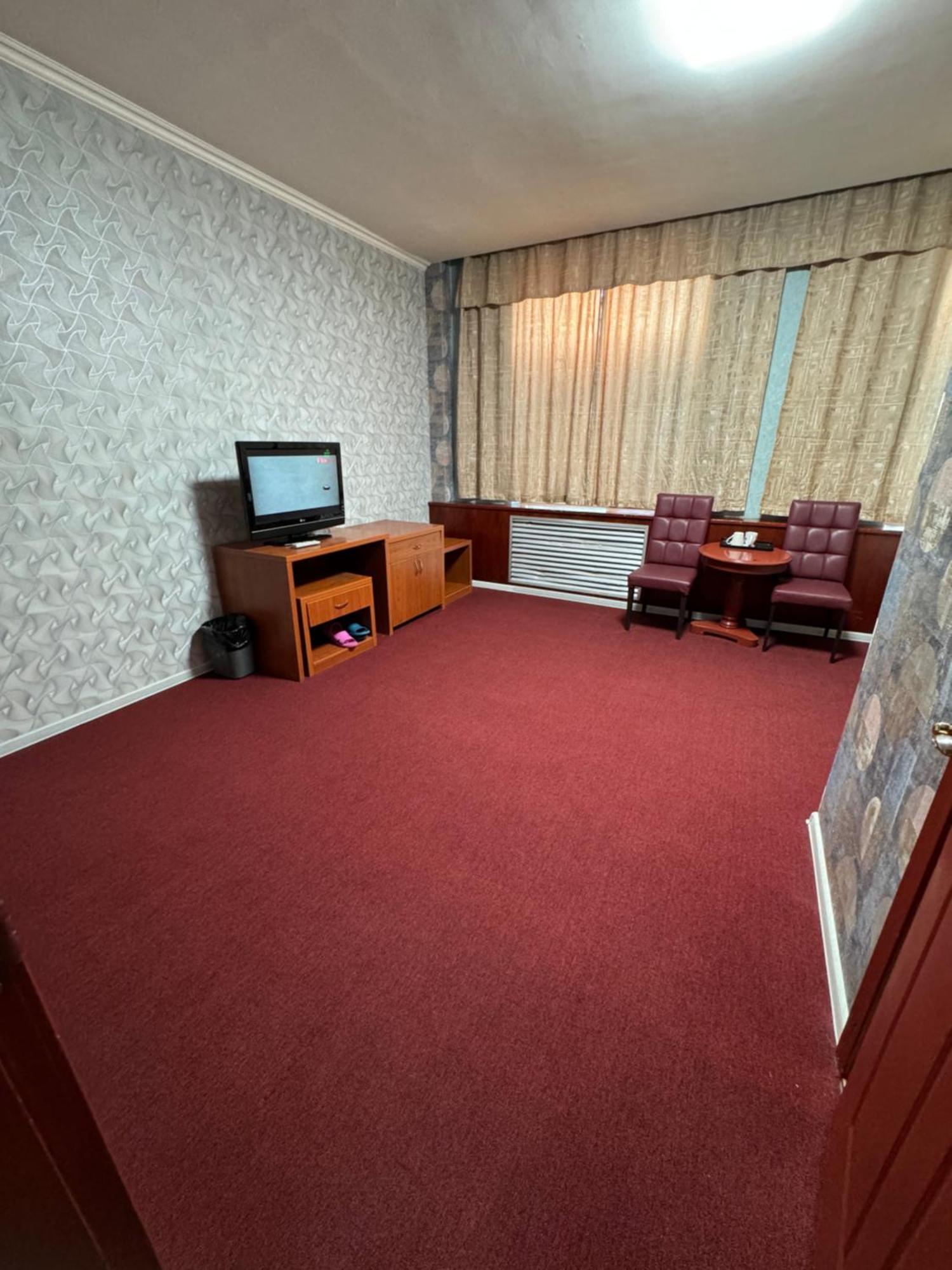 Zolotoi Drakon Hotel Almaty Eksteriør bilde