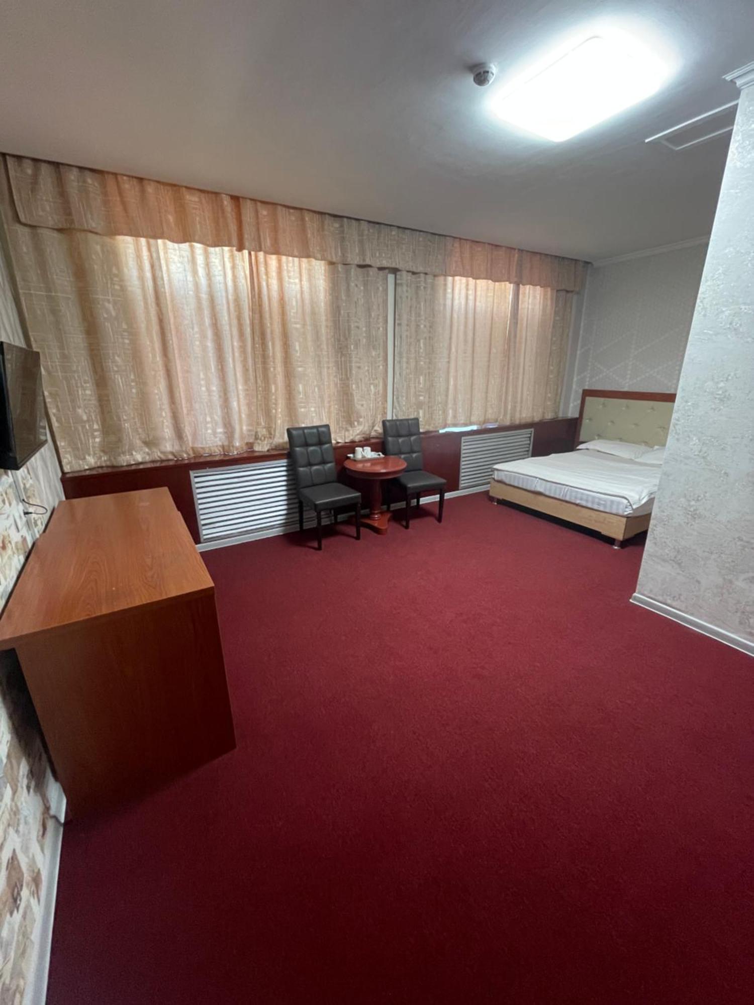 Zolotoi Drakon Hotel Almaty Eksteriør bilde